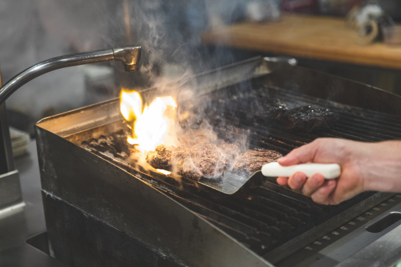 Dexter S286-6 SANI-SAFE® 6" x 3" Hamburger Turner