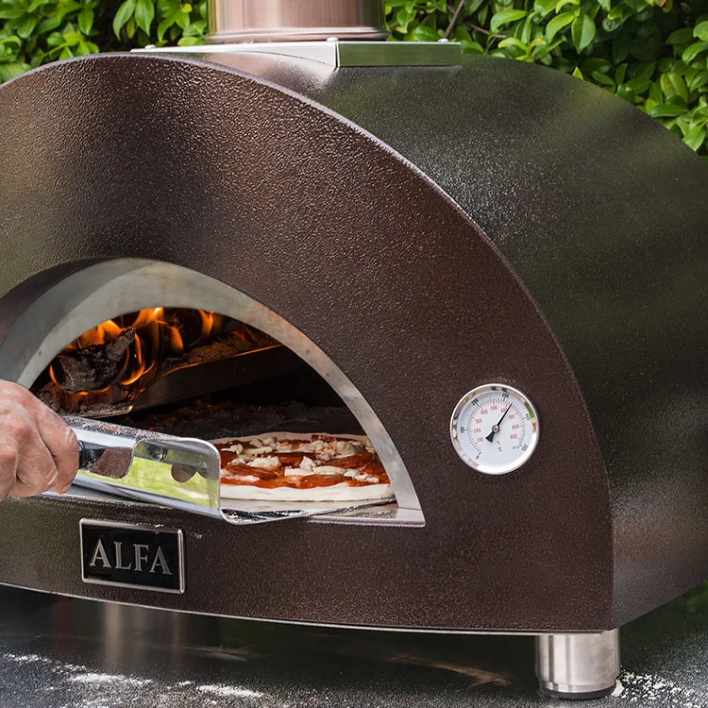Alfa Moderno Copper 1 Pizze; Gas-Fired Pizza Oven. Wood Burning Hybrid Kit (Sold Separately)