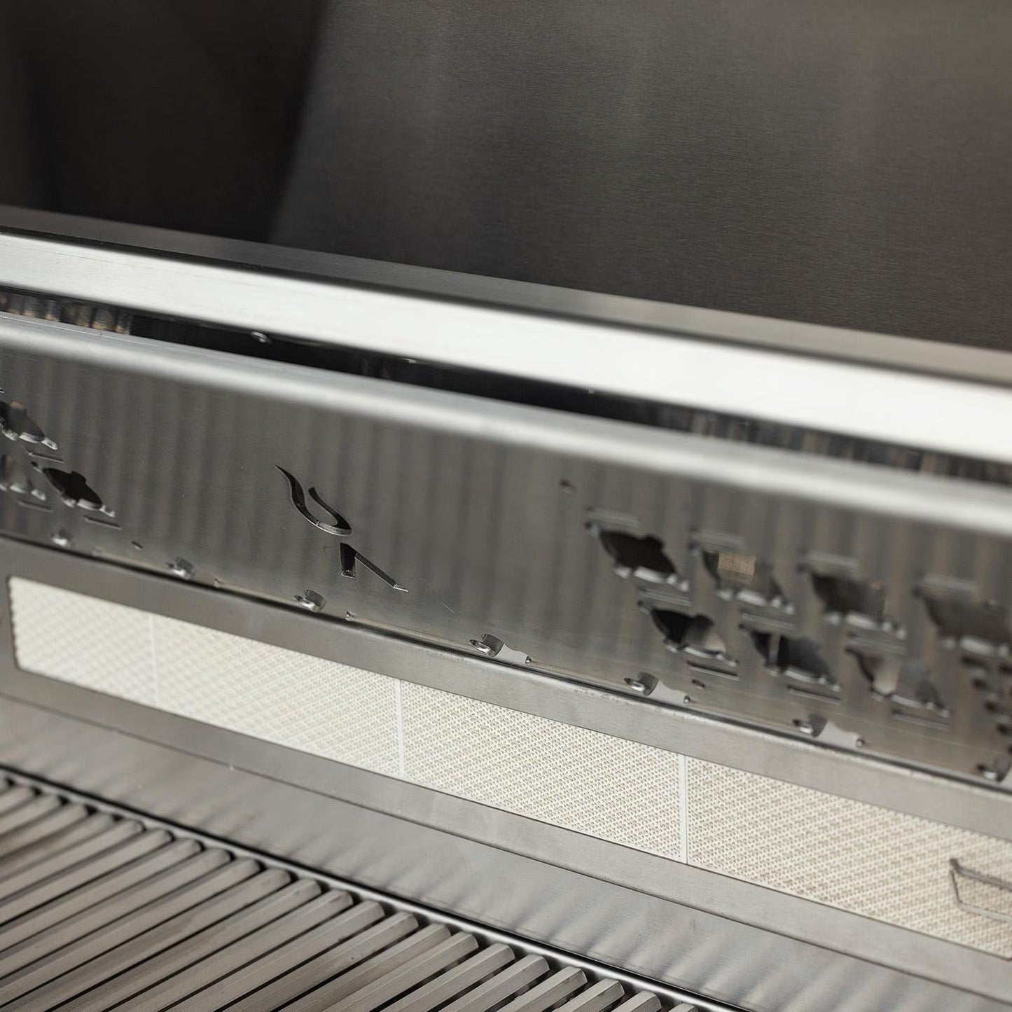 Blaze LTE PRO 40-in 5-Burner Built-In Grill w/ Digital Temperature Screen