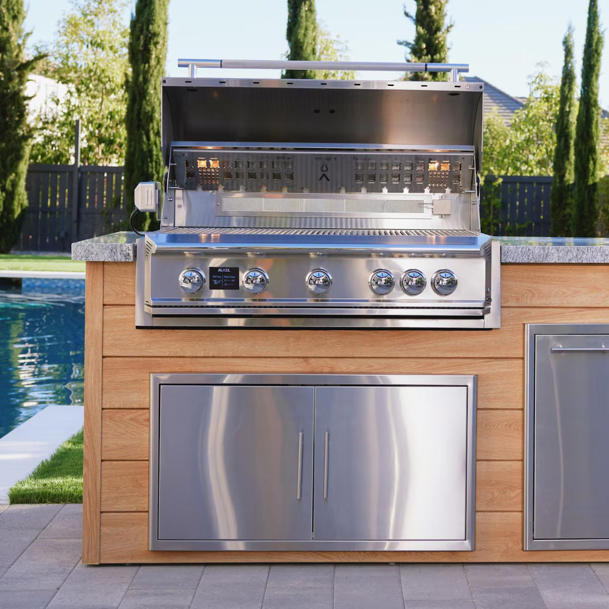 Blaze LTE PRO 40-in 5-Burner Built-In Grill w/ Digital Temperature Screen