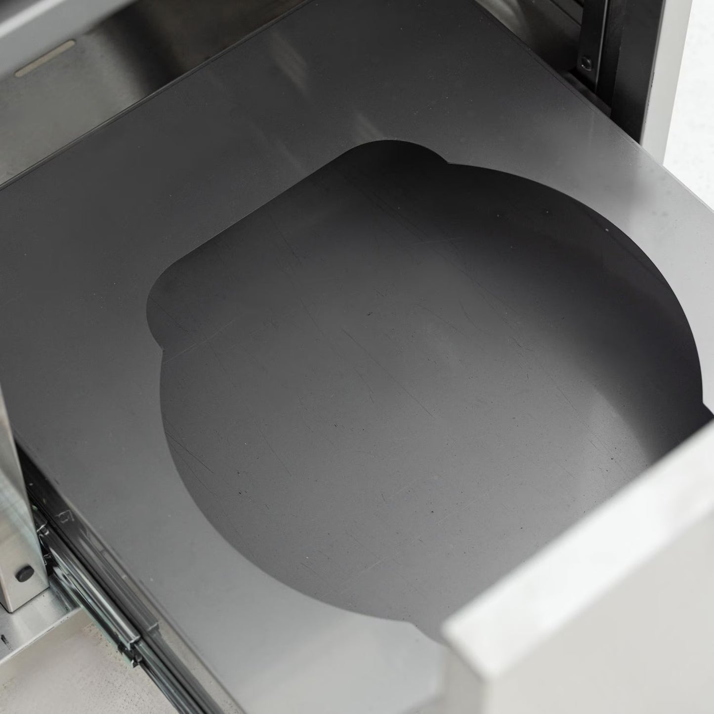 Blaze LTE PRO 40-Inch Gas Griddle w/ Digital Temperature Screen & Lift-Assist Lid