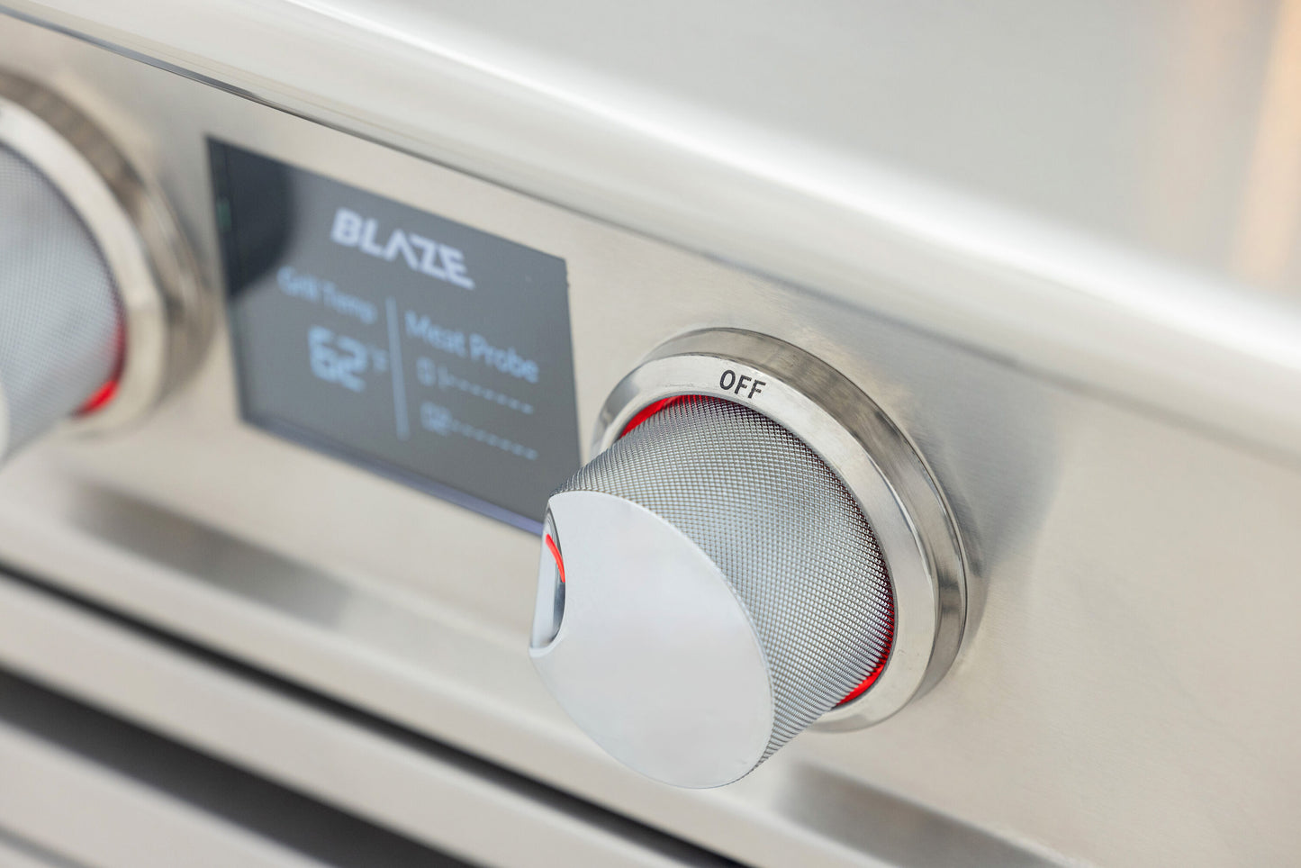 Blaze LTE PRO 32-in 4-Burner Built-In Grill w/ Digital Temperature Screen